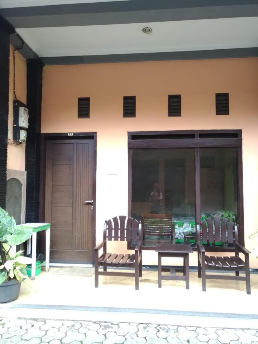 Hotel Tirto มะลัง ภายนอก รูปภาพ